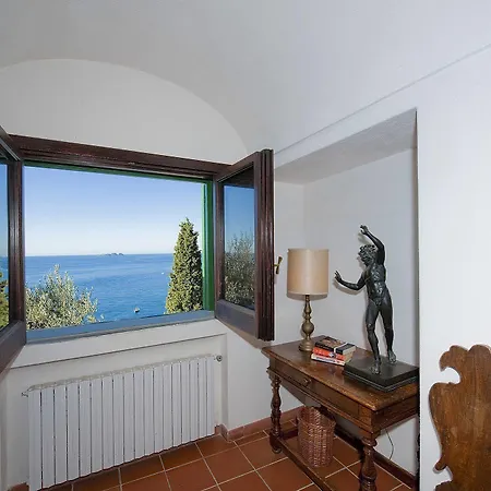 Willa Keithel Positano